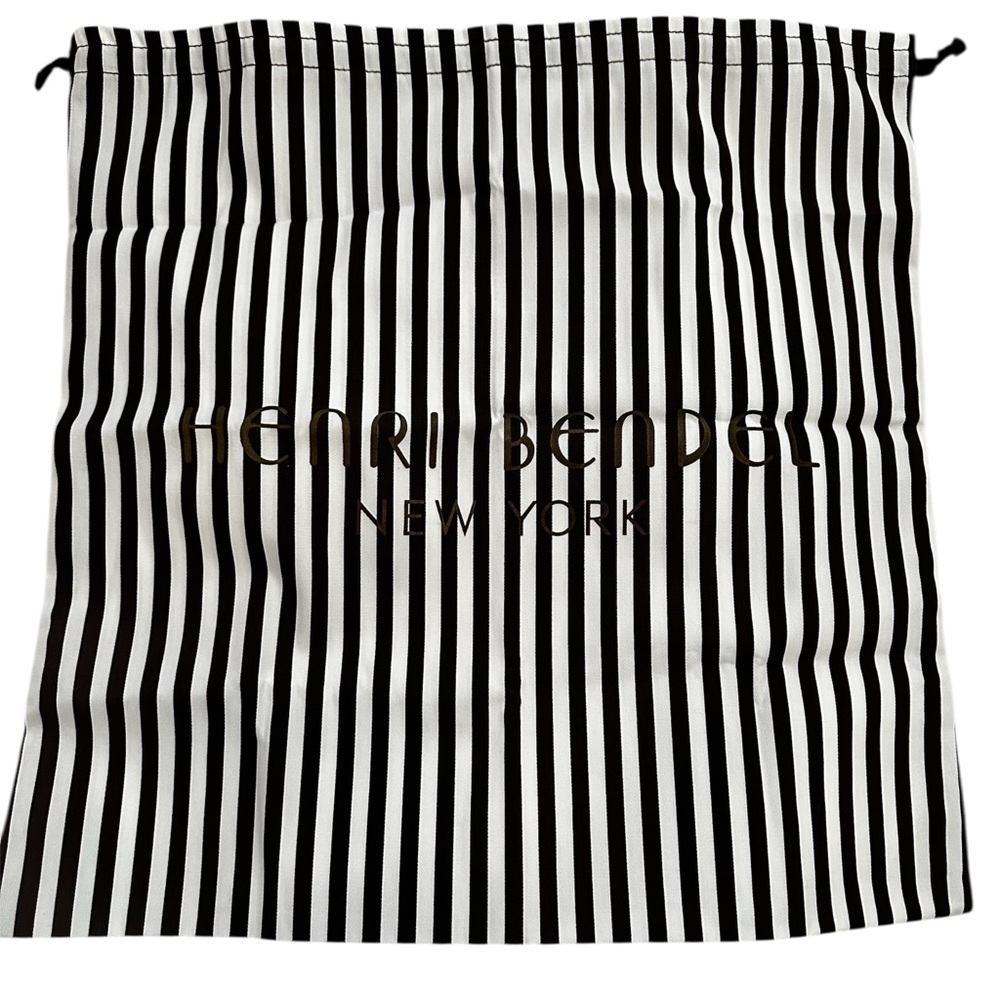 HENRI BENDEL DRAWSTRING DUST BAG.NWOT